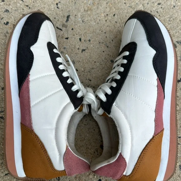 Madewell Tennis shoes - Picture 5 of 6